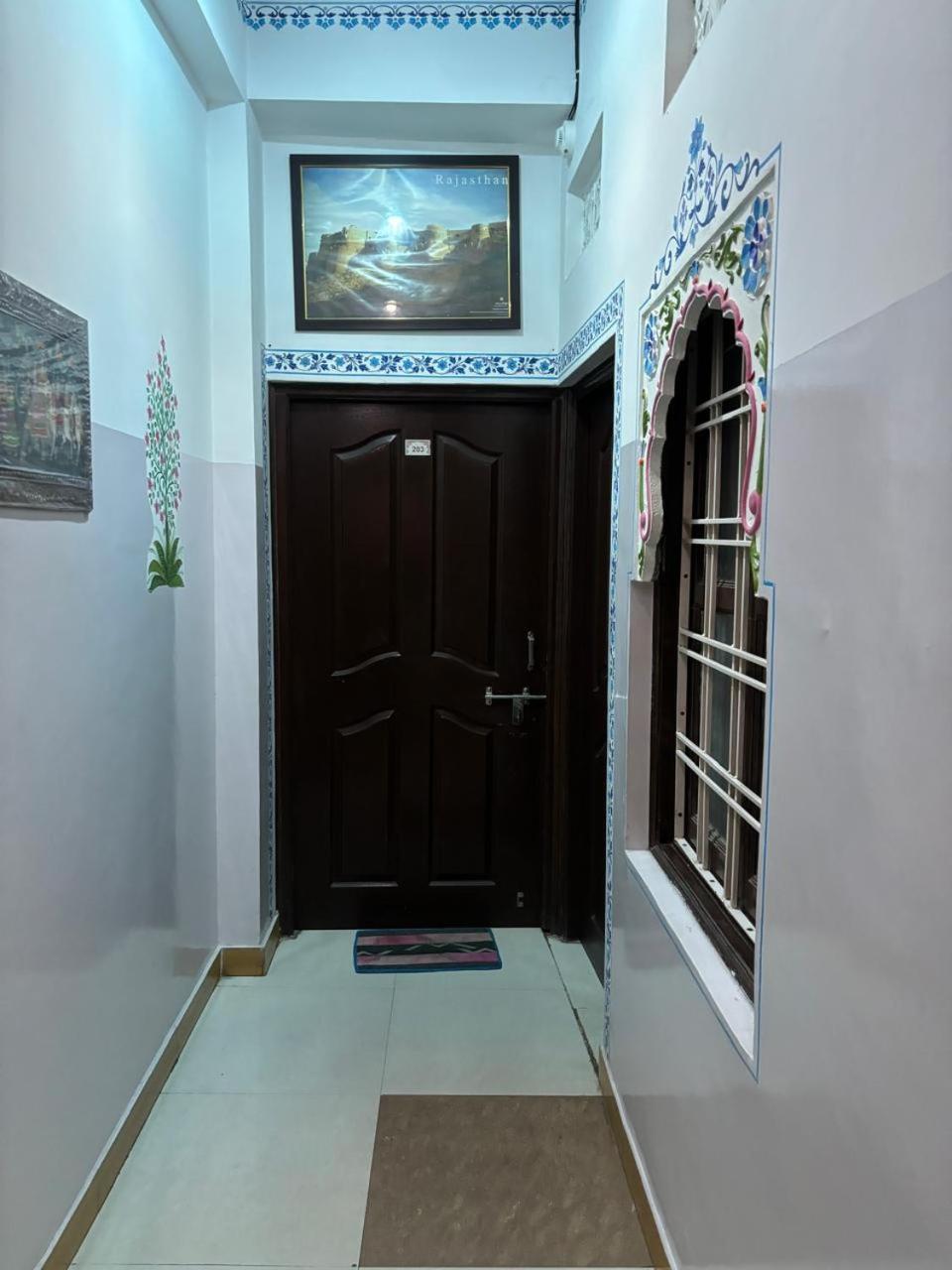 The Royal Lake View Villa Udaipur Exterior photo