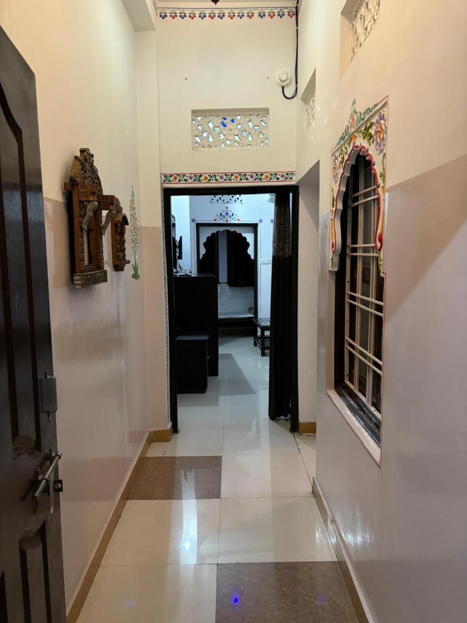 The Royal Lake View Villa Udaipur Exterior photo
